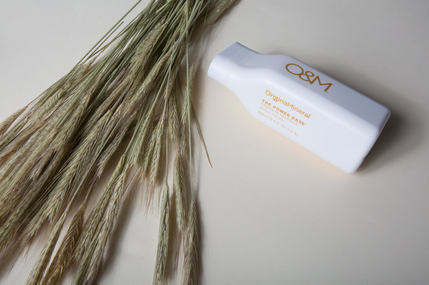 O&M The Power Base Mask